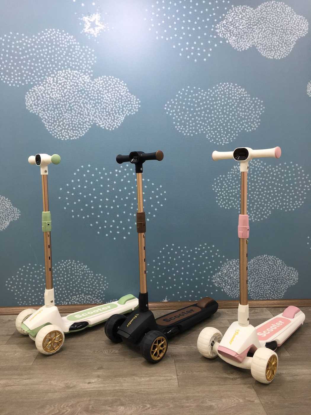 Scooter 8106